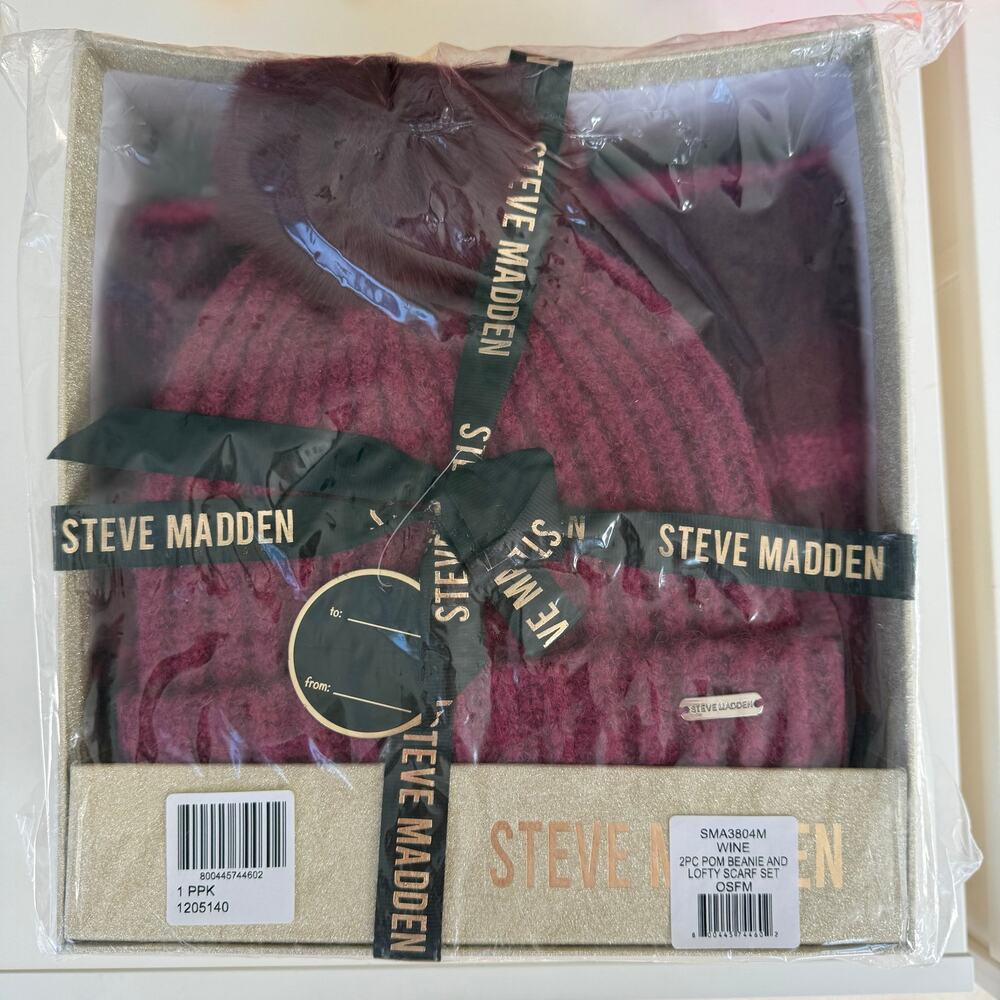 Steve Madden 2-Pc Pom Beanie & Lofty Scarf Set Wine NWT Gift Box